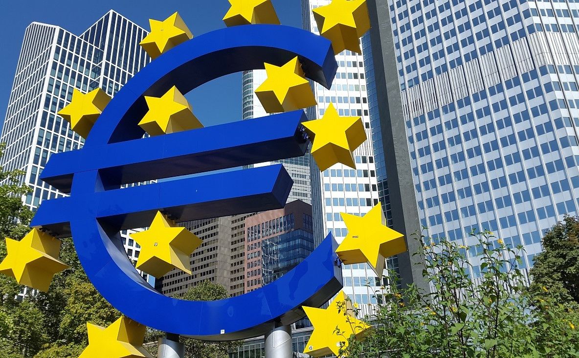 BCE: Băncile ar trebui să plătească bonusuri în acţiuni, nu în numerar