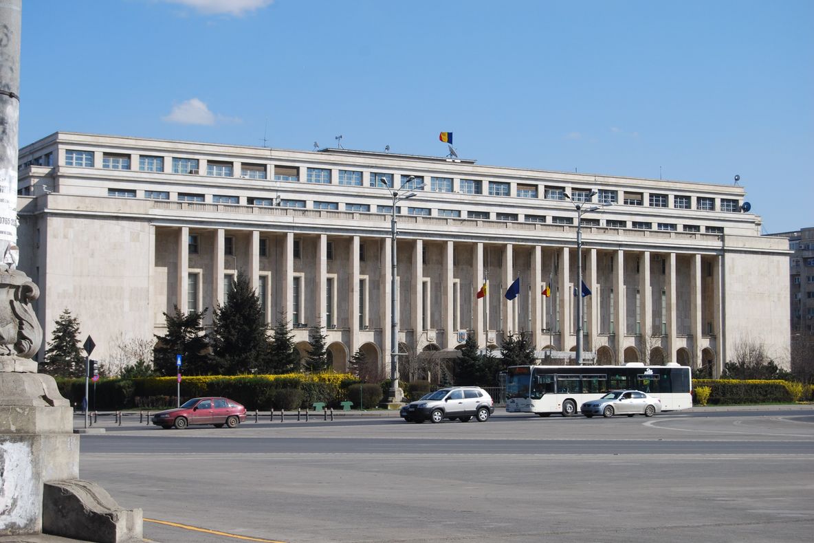 Curtea de Conturi, trimisă la Guvern