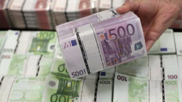 Câte miliarde a împrumutat Guvernul de la bănci în 2018