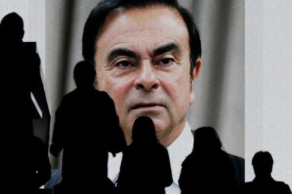 Renault îi retrage 30 milioane de euro lui Carlos Ghosn