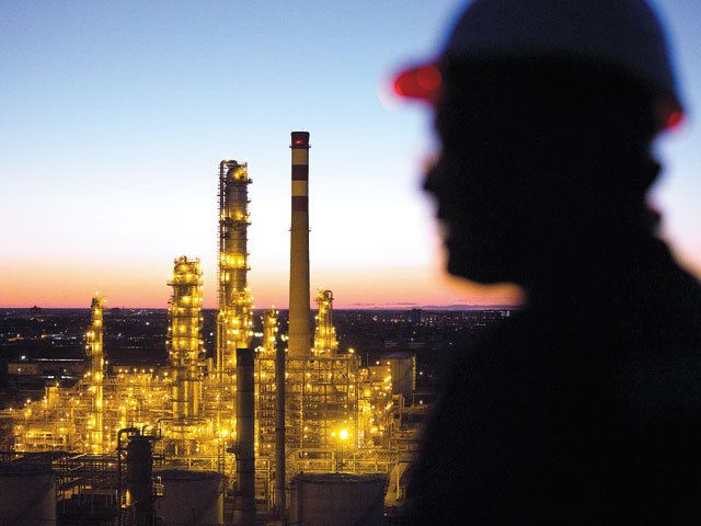 Kazahii de la KazMunayGas își extind rețeaua de benzinării în România. Ce profit au făcut