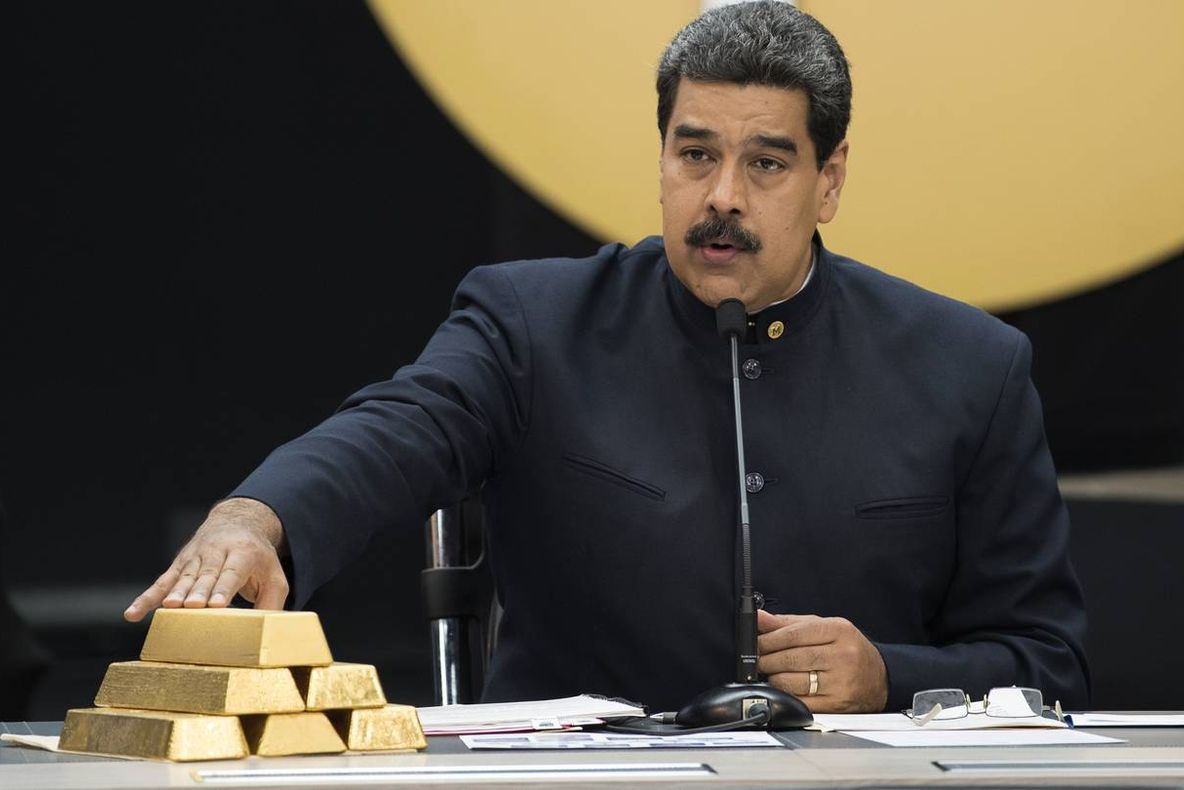 Cum transformă Venezuela bancnotele nefolositoare în aur