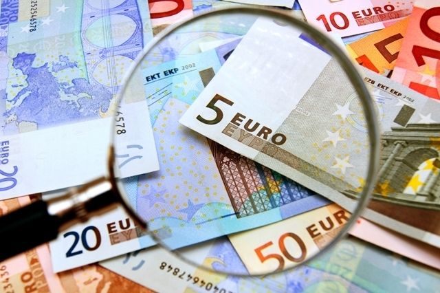 De ce a încetinit creditarea? Isărescu explică!