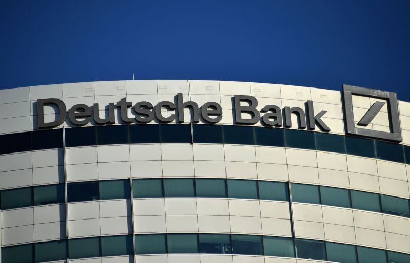 Deutsche Bank pregătește concedieri masive