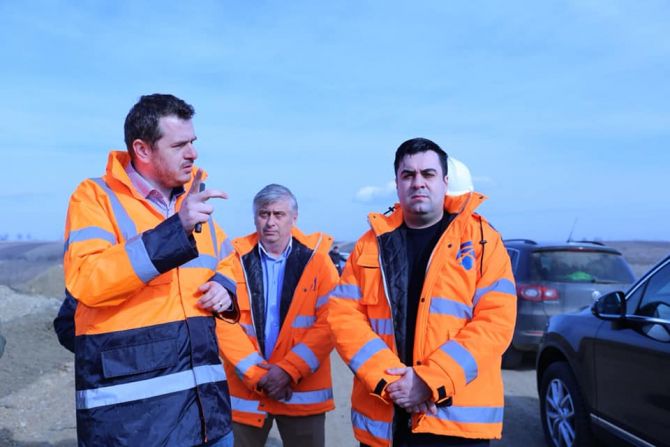 Ministrul Transporturilor vrea restructurare masivă la toate companiile din subordine