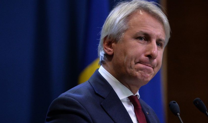 Teodorovici vine cu explicații la proiectul "închisoare pentru datornici"