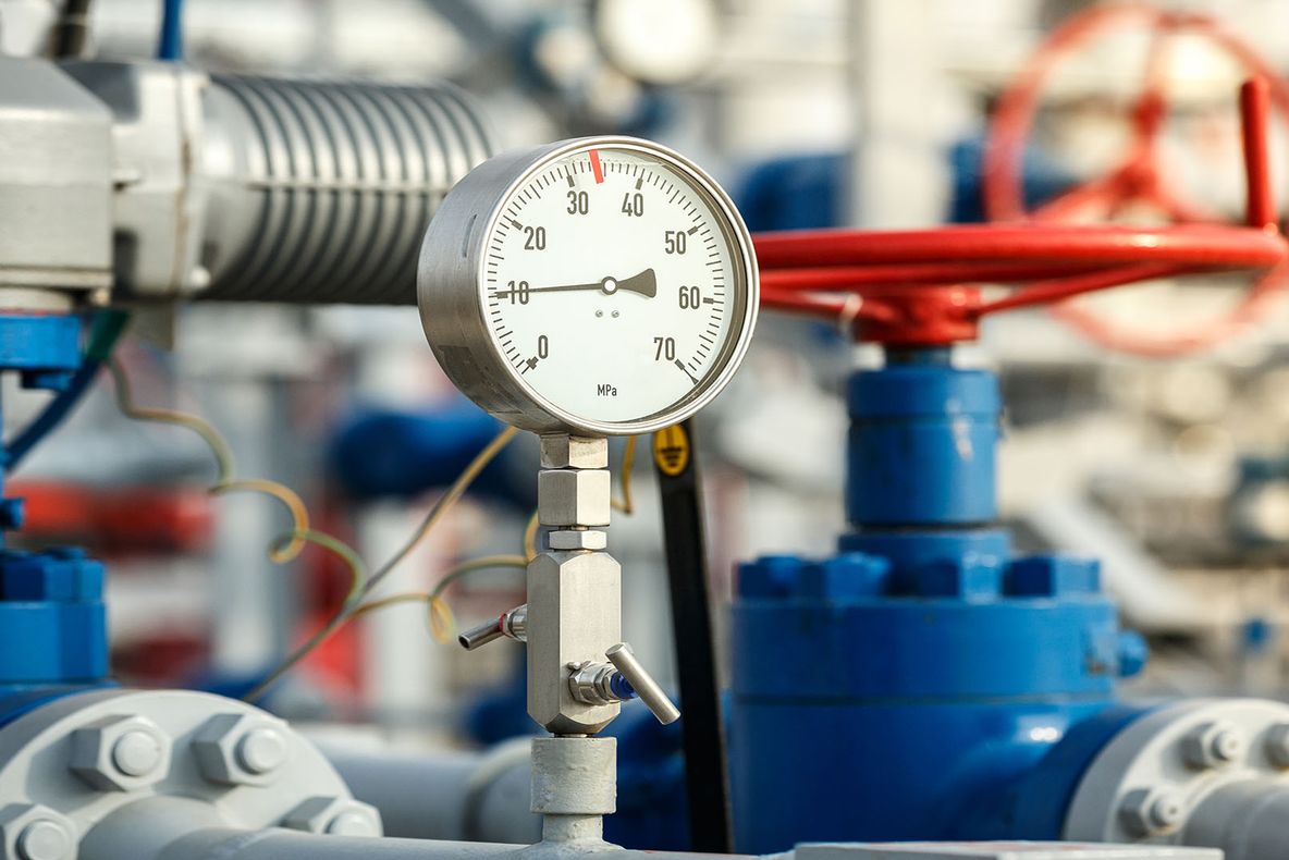 Consumatorii români vor putea să își schimbe furnizorul de gaze sau energie electrică în 24 de ore