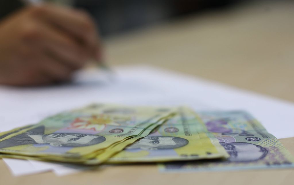 Alocația pentru copii s-a dublat: legea a trecut de Parlament