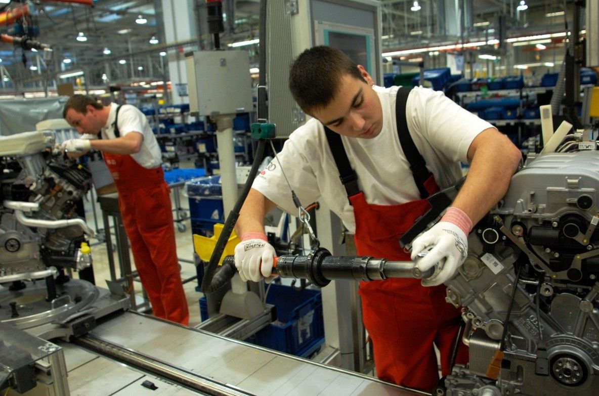 Producția industrială din România, la pământ. Ungaria și Polonia, la polul opus