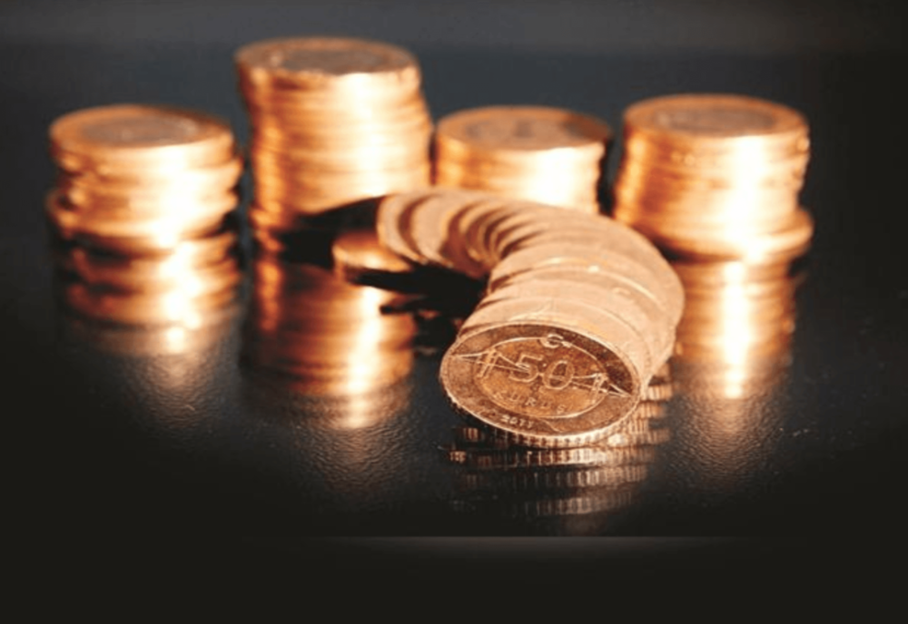 Euro, în scădere. Lira, la cel mai mare nivel din 2016