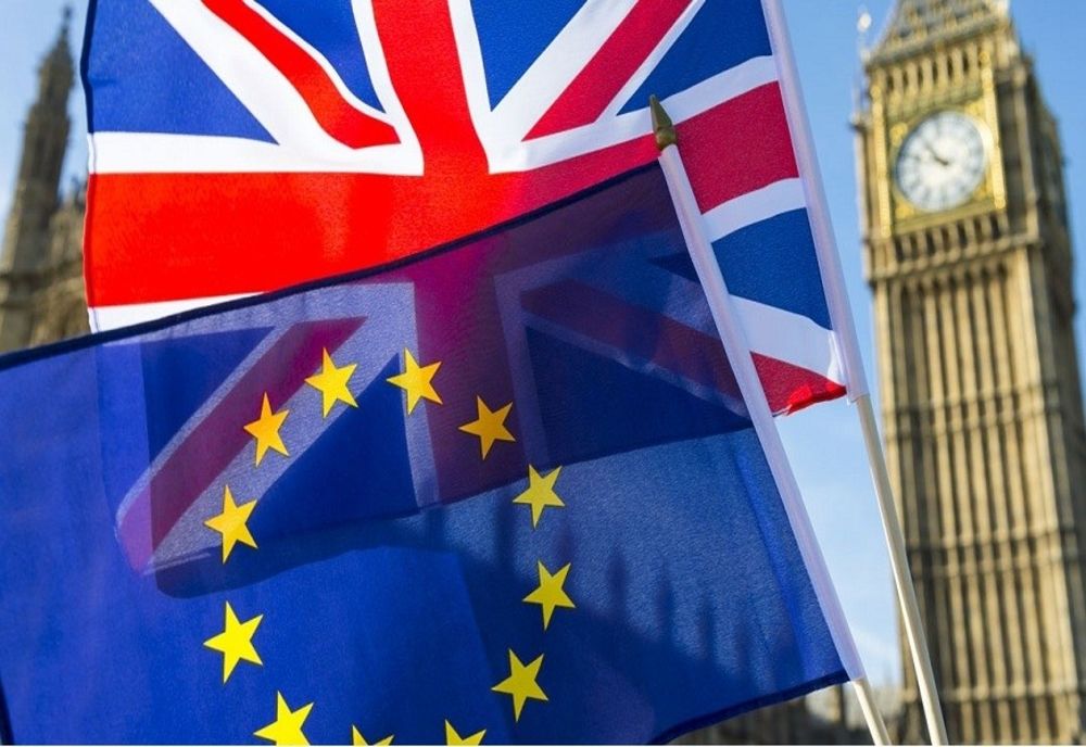 Marea Britanie închide granițele pentru muncitorii necalificați și pentru cei care nu vorbesc limba engleză!