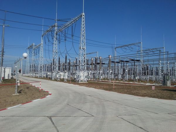 Transelectrica: Pana majoră de curent din București, efect al unor lucrări de retehnologizare