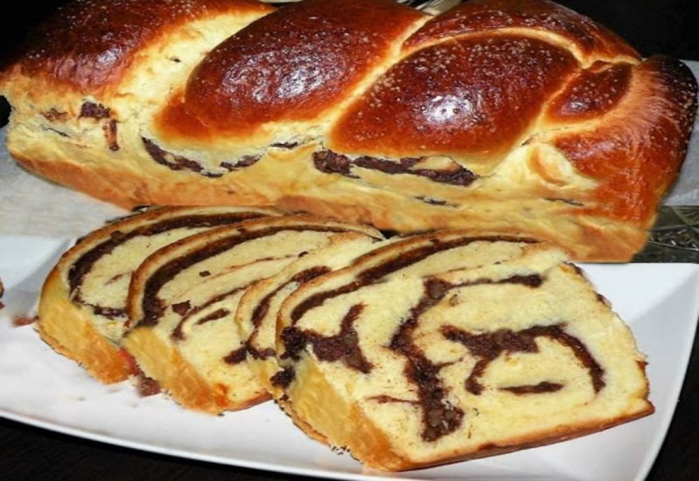 Preşedinte ROMPAN: "Vânzările de cozonaci vor înregistra o scădere cu circa 10% din cauza pandemiei"