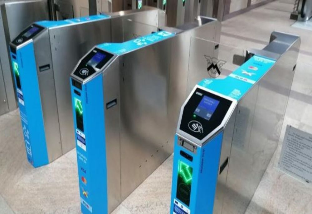 Cartele contactless la metrou și 13 trenuri noi pentru M5. Metrorex anunță finalizarea lucrărilor de modernizare a sistemului de taxare