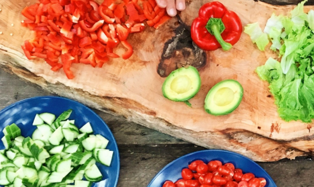 Proiect de lege pentru marcarea produselor agroalimentare cu eticheta "CALITATEA PREMIUM"