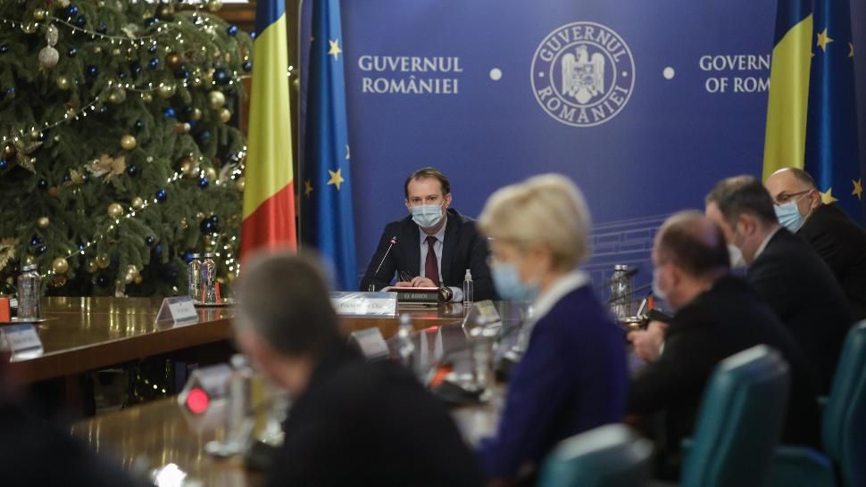 Guvernul a adoptat înghețarea veniturilor bugetarilor. Florin Cîțu: ”Măsura va aduce 12 miliarde de lei în plus la buget”