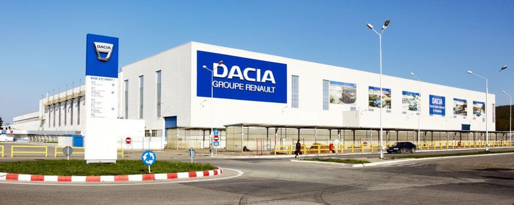 Uzina Dacia de la Mioveni ia o pauză de producție. Alertă în întreaga industrie auto mondială