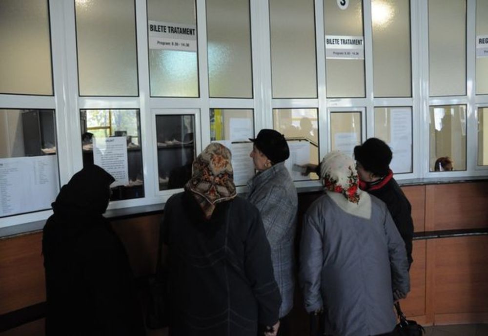 Modificări de ultimă oră privind acordarea voucherelor de 50 de euro. Cine nu va mai primi ajutorul