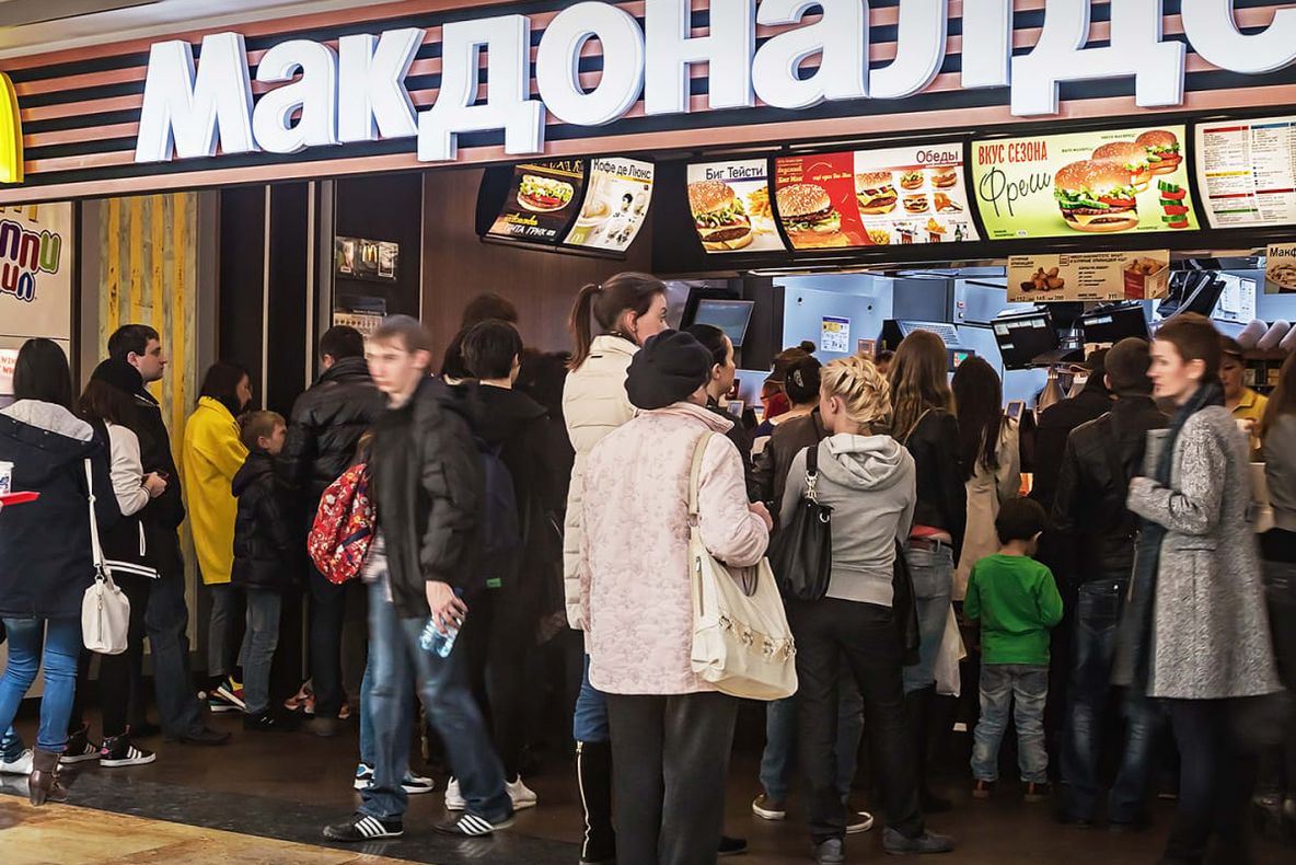 Putin trimite procurorii peste companiile străine care se retrag din Rusia