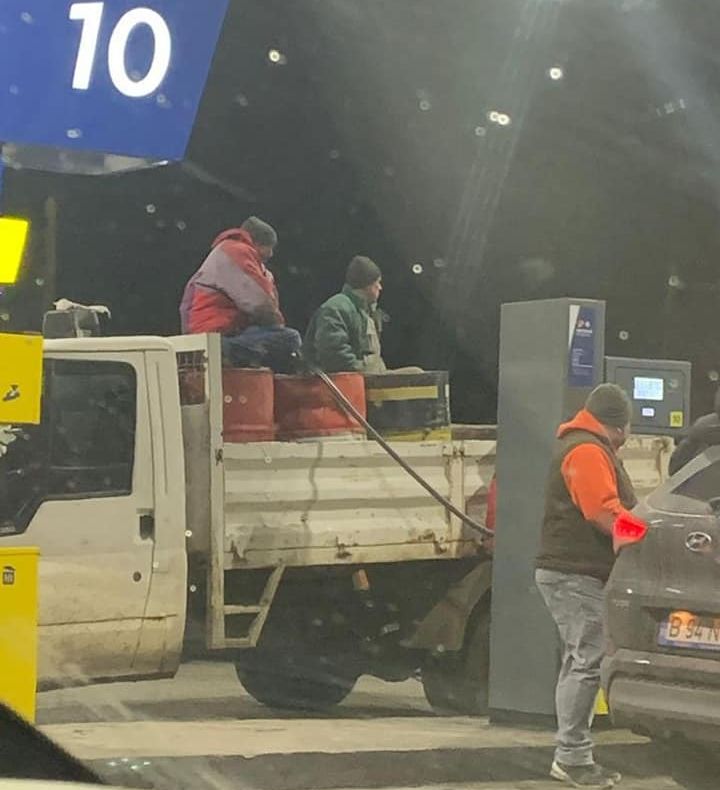 Amenzi de peste 1 milion de lei pentru benzinăriile care au umflat prețurile