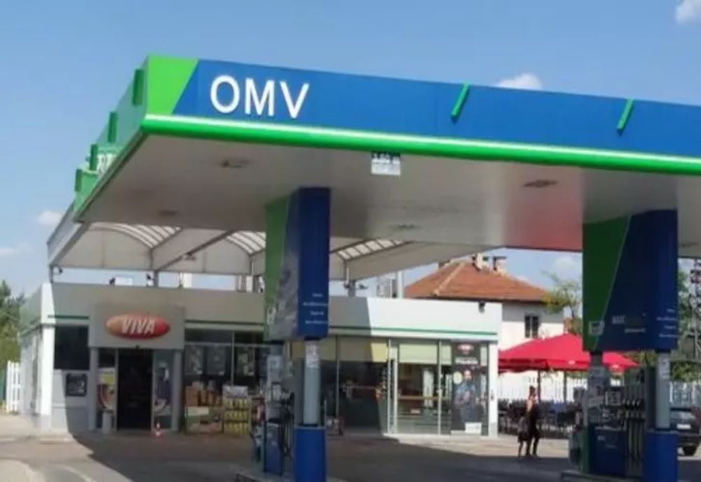 OMV ieftinește carburantul după anunțul privind plata taxei de solidaritate - Ce jocuri face gigantul austriac?