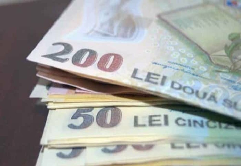 Economiile populației au crescut în luna noiembrie, conform datelor BNR