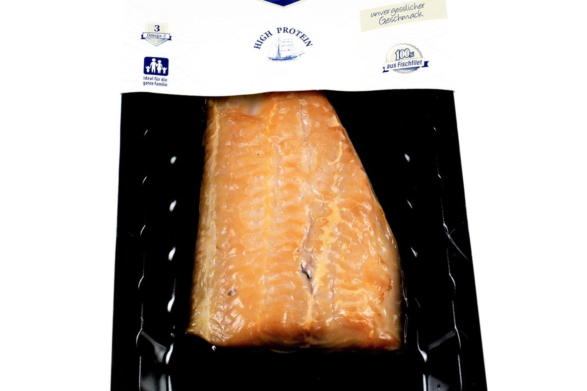 Alertă alimentară într-un mare hipermarket din România. Un sortiment de pește a fost retras de la rafturi