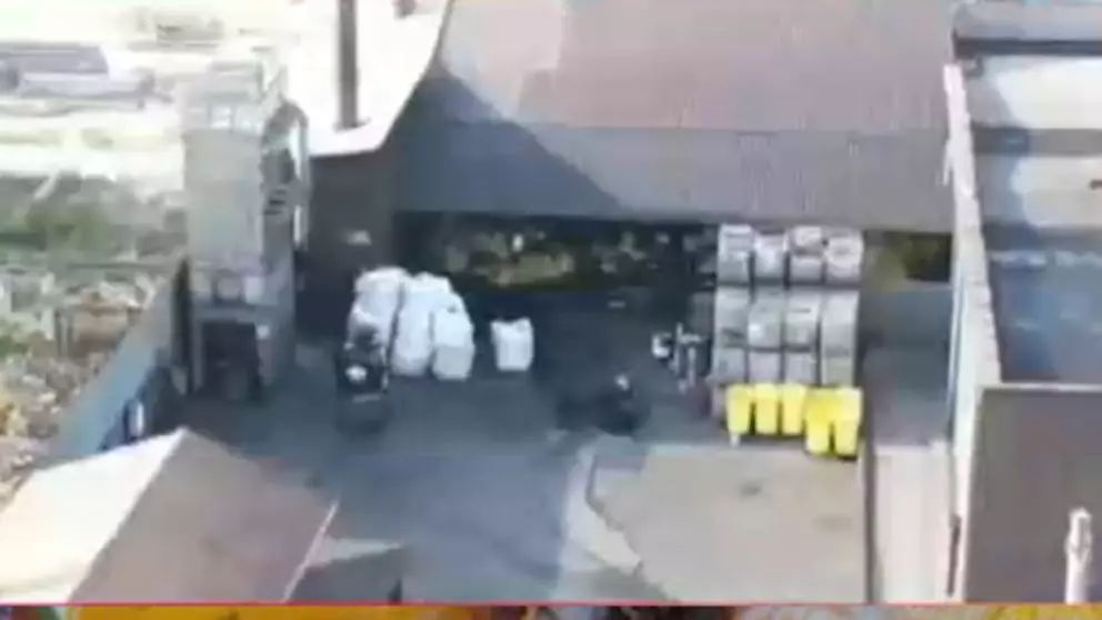 Realitatea PLUS descinde la MAFIA GUNOAIELOR din Slatina. Nereguli grave la un incinerator de deșeuri medicale periculoase VIDEO