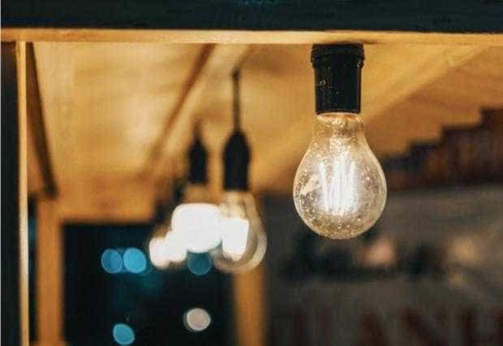 Topul scumpirilor în decembrie. Energia electrică a înregistrat cea mai mare creștere