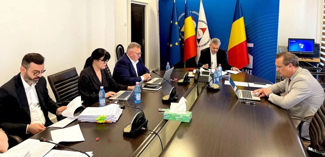 ANRE retrage pentru prima dată licența unui furnizor de energie, acuzat că a atras clienți cu forța