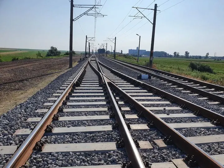 Modernizarea căii ferate Brașov–Sighișoara riscă să depășească 2030
