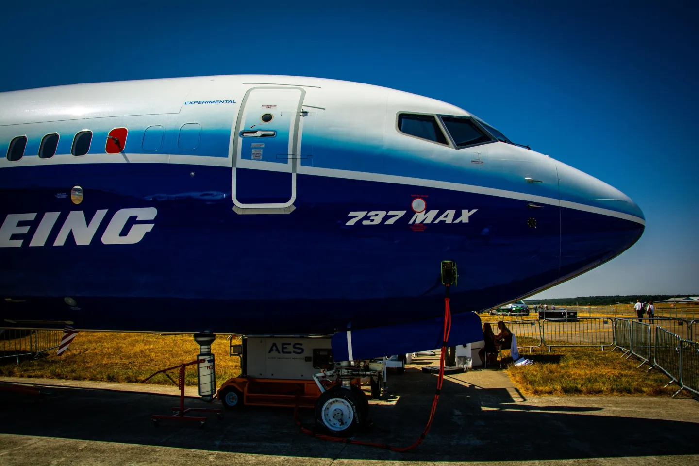 Probleme descoperite la sute de avioane Boeing 737 MAX: urmează verificări de urgență