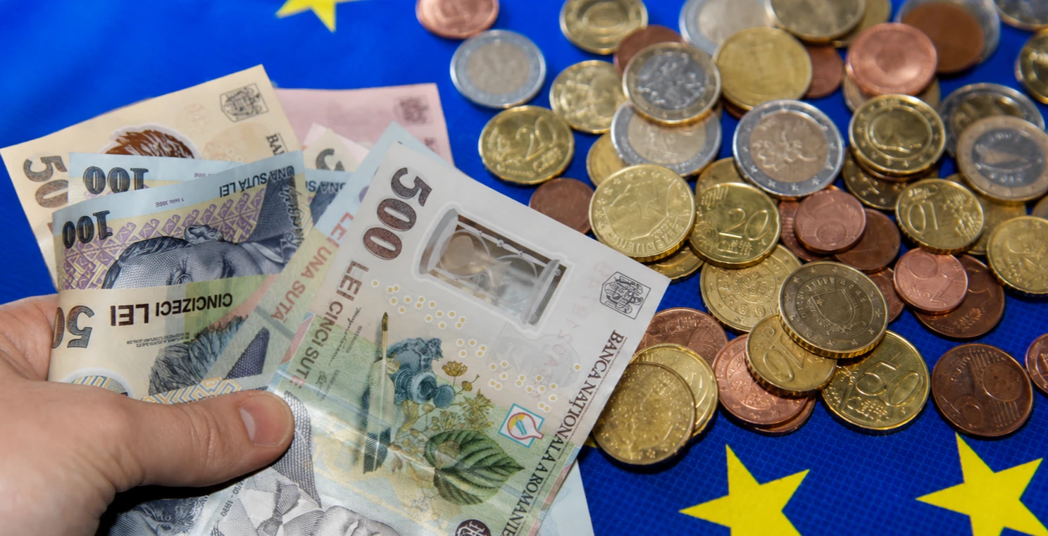 Curs valutar BNR, 12 mai. Euro continuă să scadă după recordul istoric atins săptămâna trecută