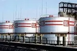 Cum încearcă rușii de la Lukoil să scape de plata datoriilor Petrotel Ploiești către bugetul României