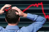 Economiștii avertizează că România riscă să intre în recesiune. Experții vorbesc despre o criză profundă