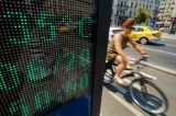 Măsuri radicale. Sindicatele cer stoparea muncii în perioadele de caniculă extremă