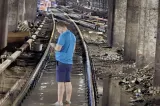 Miruță se contrazice cu Metrorex. Ministrul interimar de la Transporturi spune că metroul nu rămâne fără curent