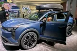Dacia atacă segmentul C cu modelul Striker: Crossover-ul de la 23.490 euro mizează pe motorizări electrificate și volume pe piața europeană