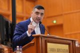 Realitatea Plus, lăsată din nou fără emisie timp de trei ore. George Simion acuză „pumnul în gură pus democrației și libertății presei”