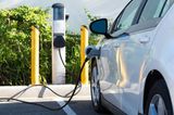 Europa accelerează investițiile în mașini electrice: aproape 200 de miliarde de euro alocate sectorului EV