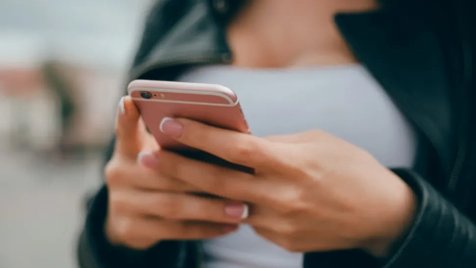 Tarifele de telefonie mobilă se majorează