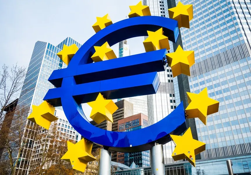 euro-foto-shutterstock