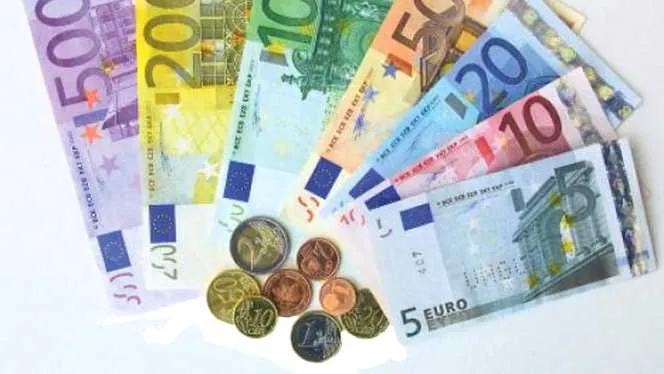 1-10081euro-1