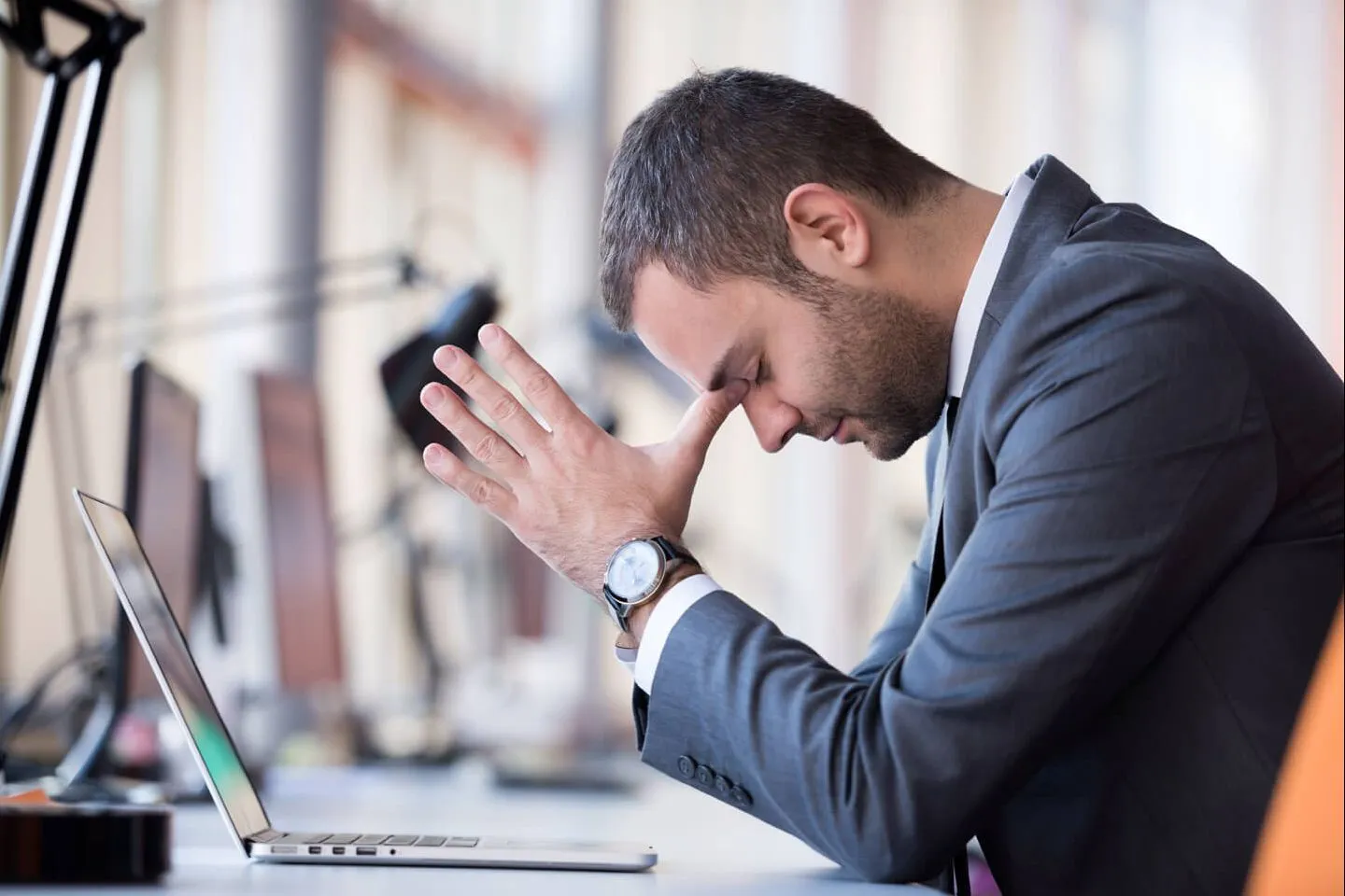 faliment Businessmanttr