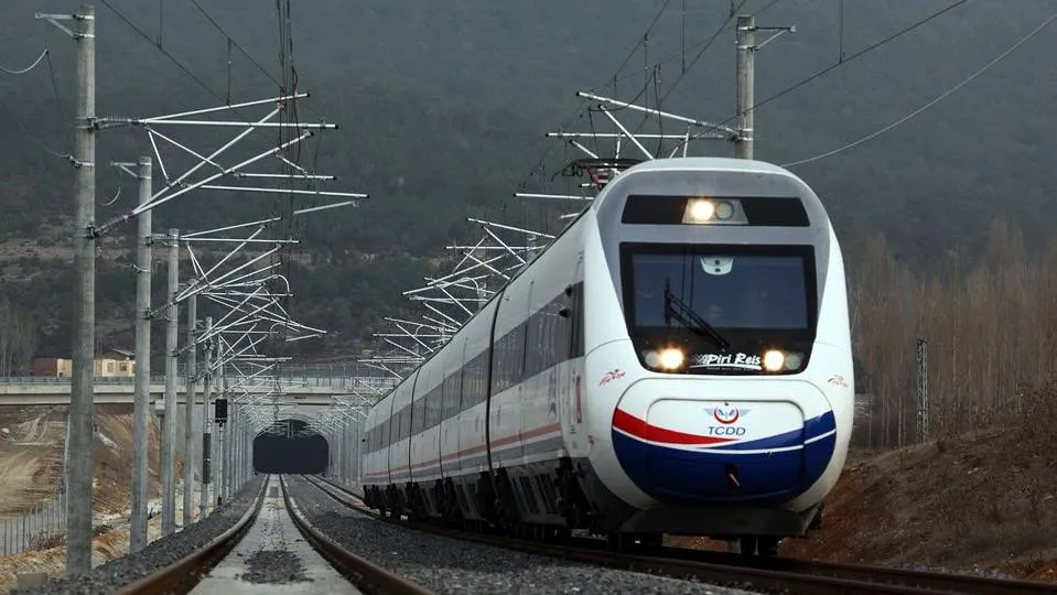 tren tren-mare-viteza