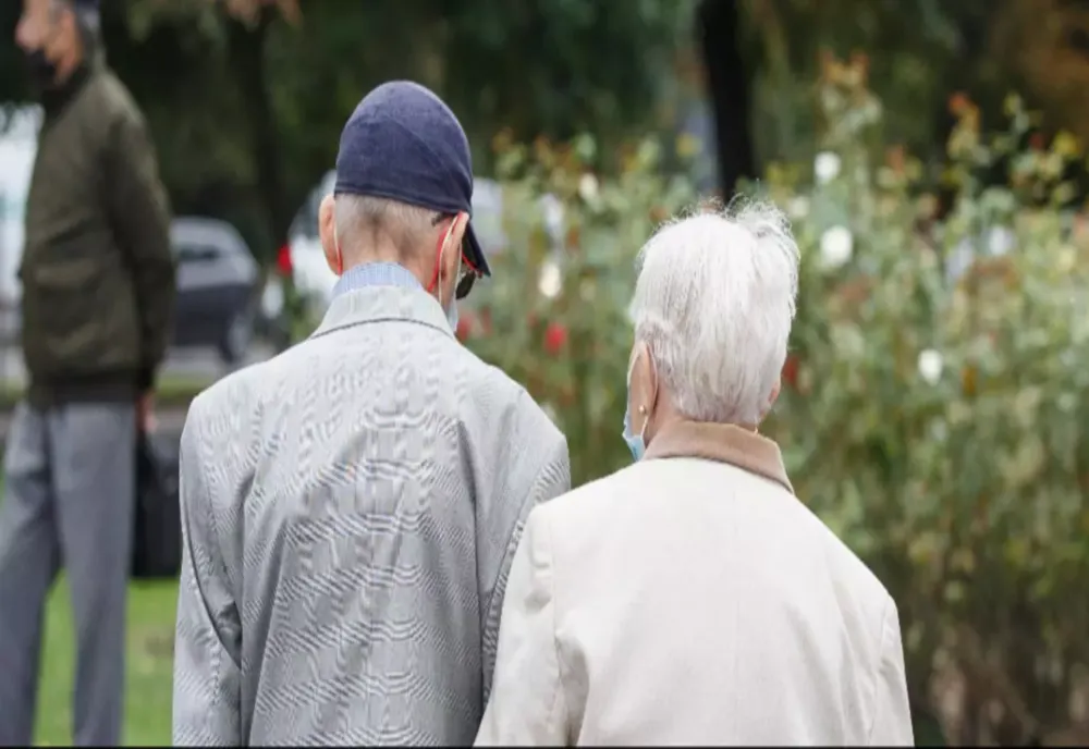 Crește vârsta de pensionare. Românii vor munci mai mult - șeful Casei de pensii anunță noile modificări