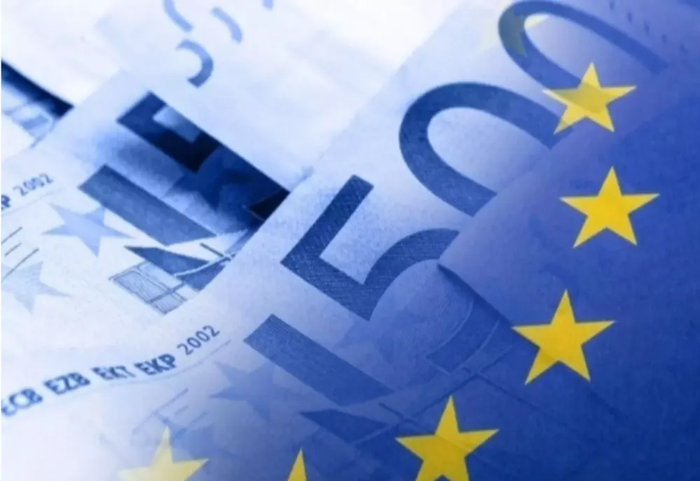 Numerarul în leva retras din circulație se apropie de jumătate din total, pe fondul tranziției Bulgariei la euro