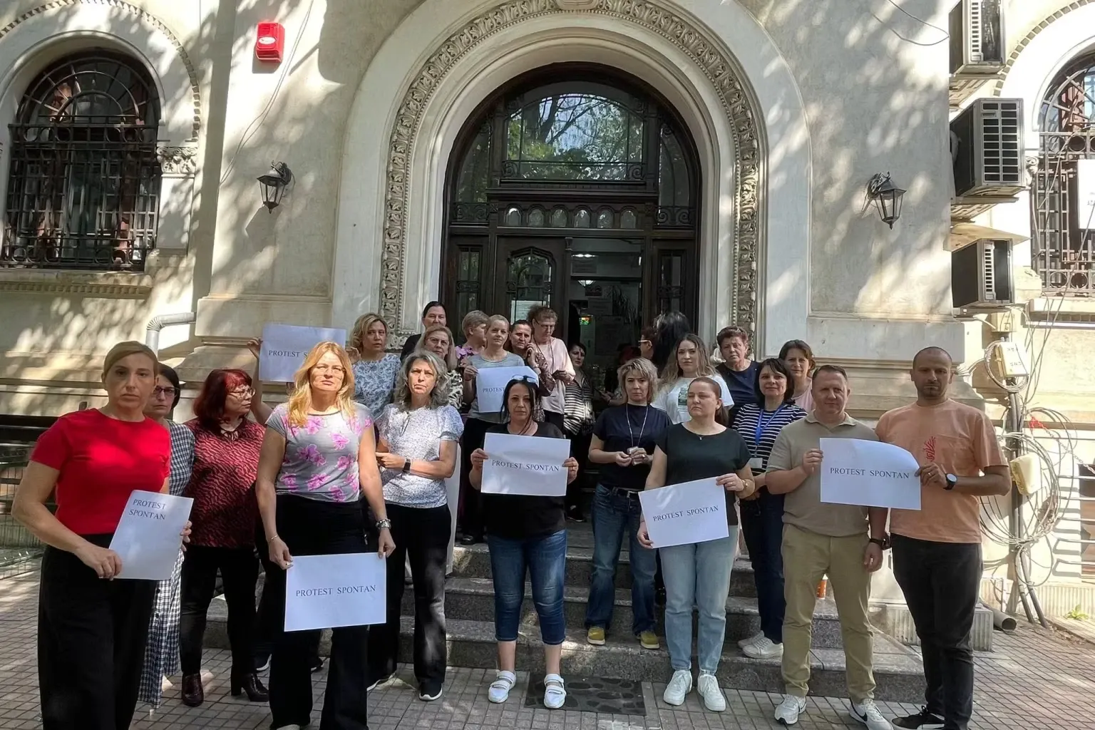 Proteste Finanțe Olt