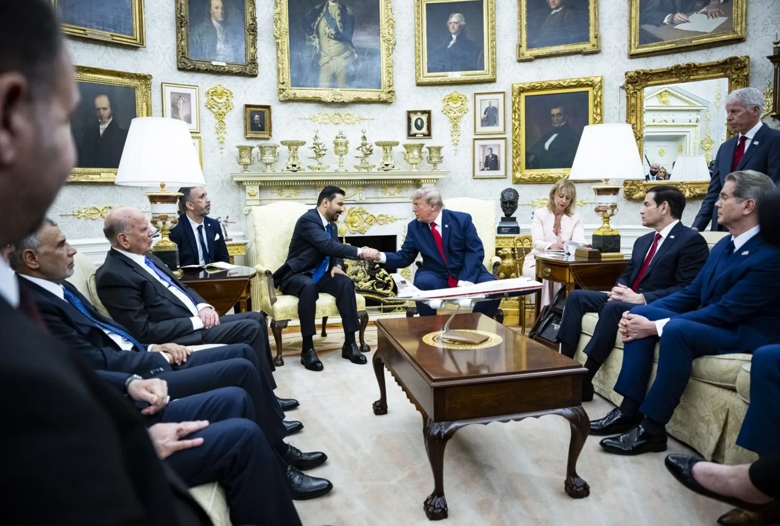 Ali al-Zaidi și Donald Trump. FOTO: Profimedia 