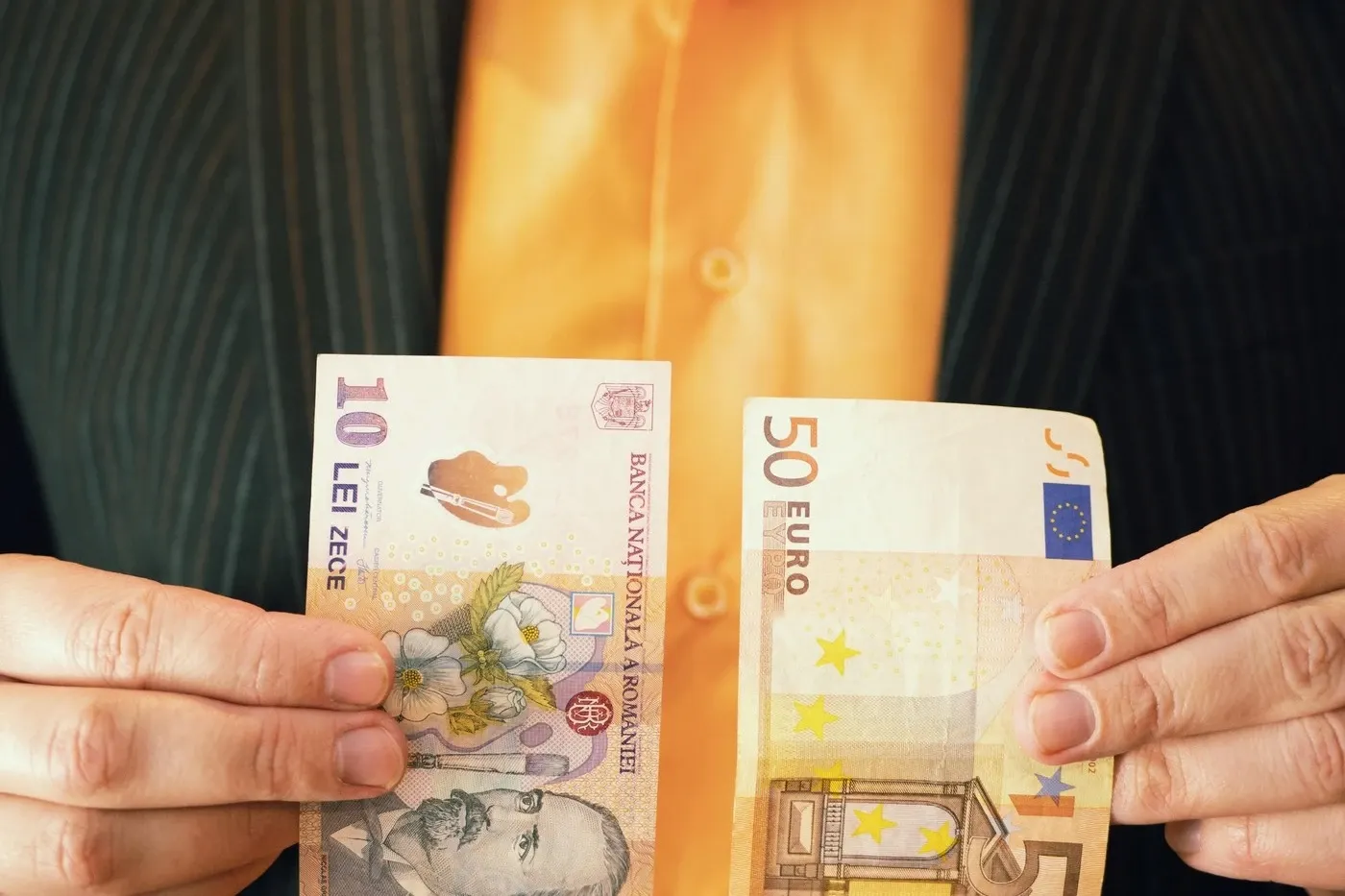 Salariul mediu in Romania (Profimedia)
